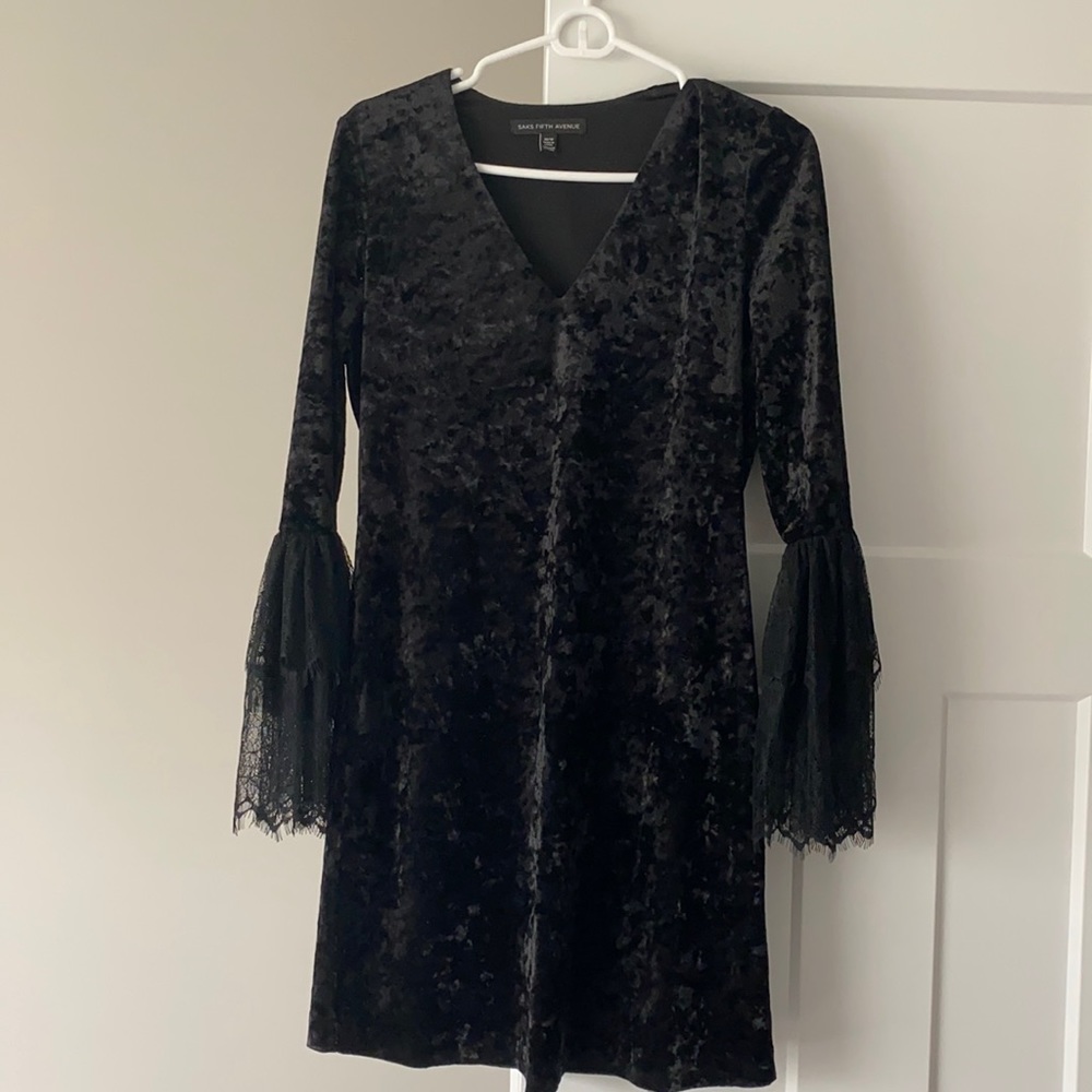 Velvety Saks fifth Avenue dress - XS